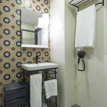Hotel Fitas 3*